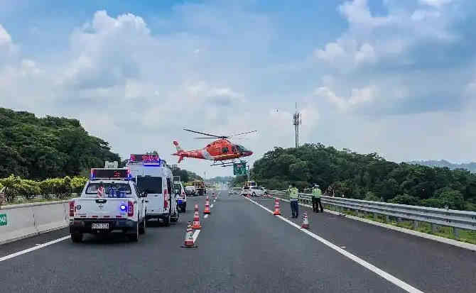 站前区高速公路汽车救援案例